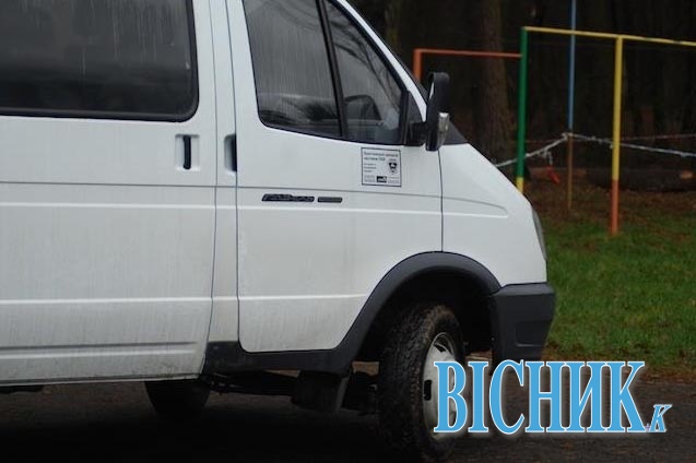 Волинським спортсменам-туристам влада подарувала мікроавтобус