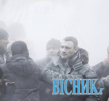 Віталій Кличко стає лідером народного супротиву — він переконав Януковича йти на переговори (відео)