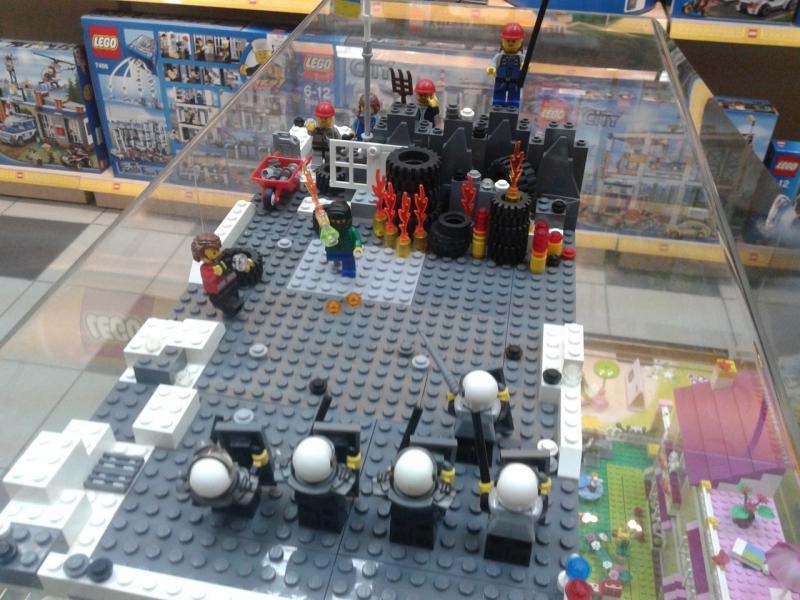 Євромайдан тепер — і в «Лего»