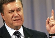 Зрадник Віктор Янукович знову хоче виступити перед журналістами