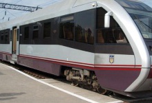 До Пасхи залізниця готує подарунок лучанам — додатковий рейковий автобус на Львів