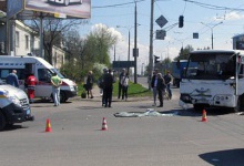У Луцьку у ДТП за участю маршрутки і вантажівки постраждало 5 людей