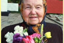 Пенсіонерка з Млинова щороку висаджує тисячу тюльпанів для тих, хто не вернувся з війни