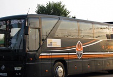 У Донецьку терористи ганялися за автобусом «Шахтаря»