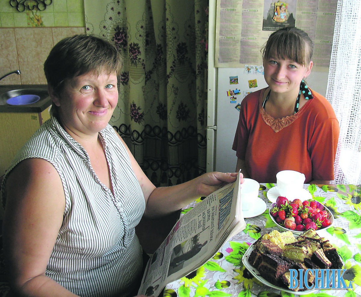 «Вісник+К» передавала доньці у Крим