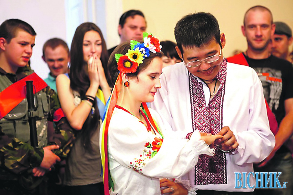 Волонтерка з Донбасу вийшла заміж і переїхала до Тернополя