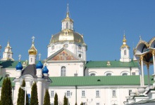 Депутати хочуть «вирвати» Почаївську лавру з «лап» Московської церкви