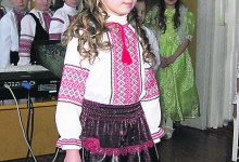 Дівчинка з Полісся співає голосом Ніни Матвієнко