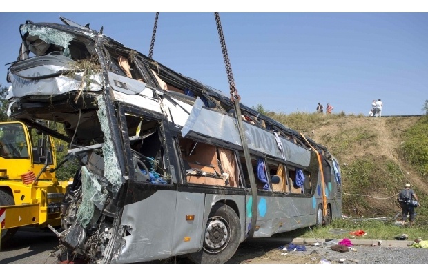 У Німеччині автобус з українськими дітьми-інвалідами зіштовхнувся з автобусом з Польщі