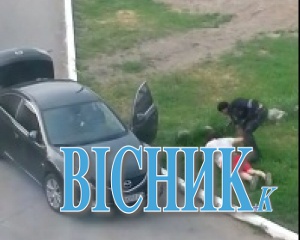 Бойовики відправляють в Росію вкрадені з українських автосалонів автомобілі
