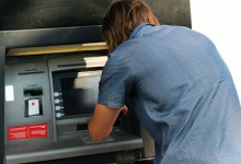 Обікрали банкомат із сотнями тисяч гривень