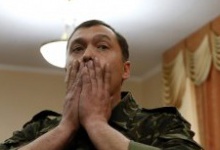 Юнаків та чоловіків не випускають з Луганська: бойовики оголосили обов’язкову мобілізацію серед мирного населення