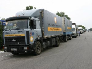 ТЕС у місті Щастя захищають вантажівками з гуманітарною Ахметова