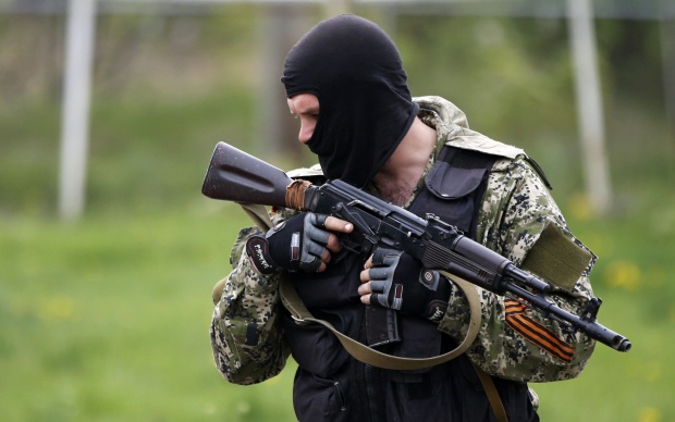 Бойовики пограбували базу російських військових у Сніжному