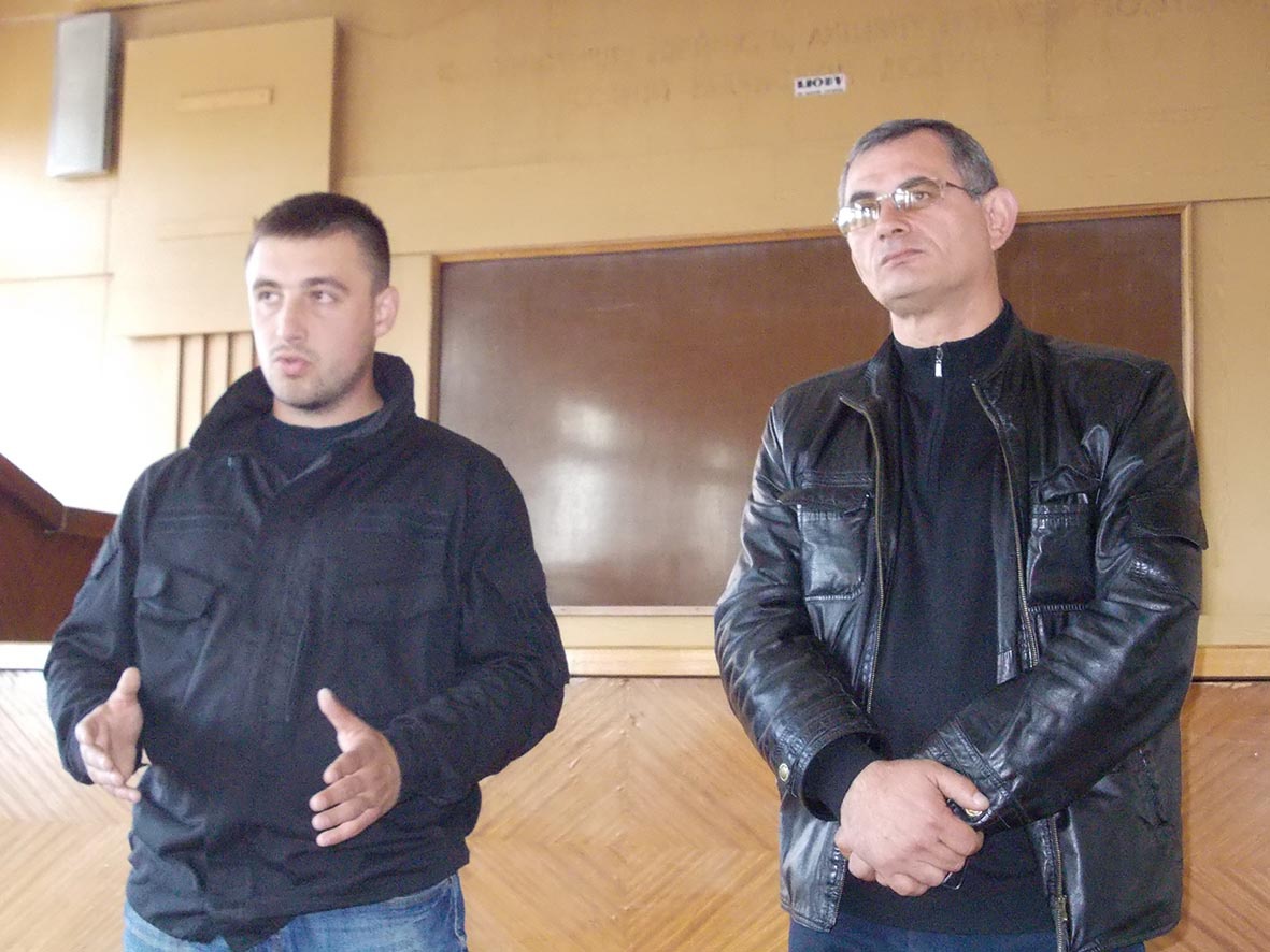 У Луцьку об’єднуються кандидати від батальйону «Айдар» і полку «Азов»