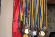 На Буковині школяр-винахідник продав медаль, аби допомогти армії