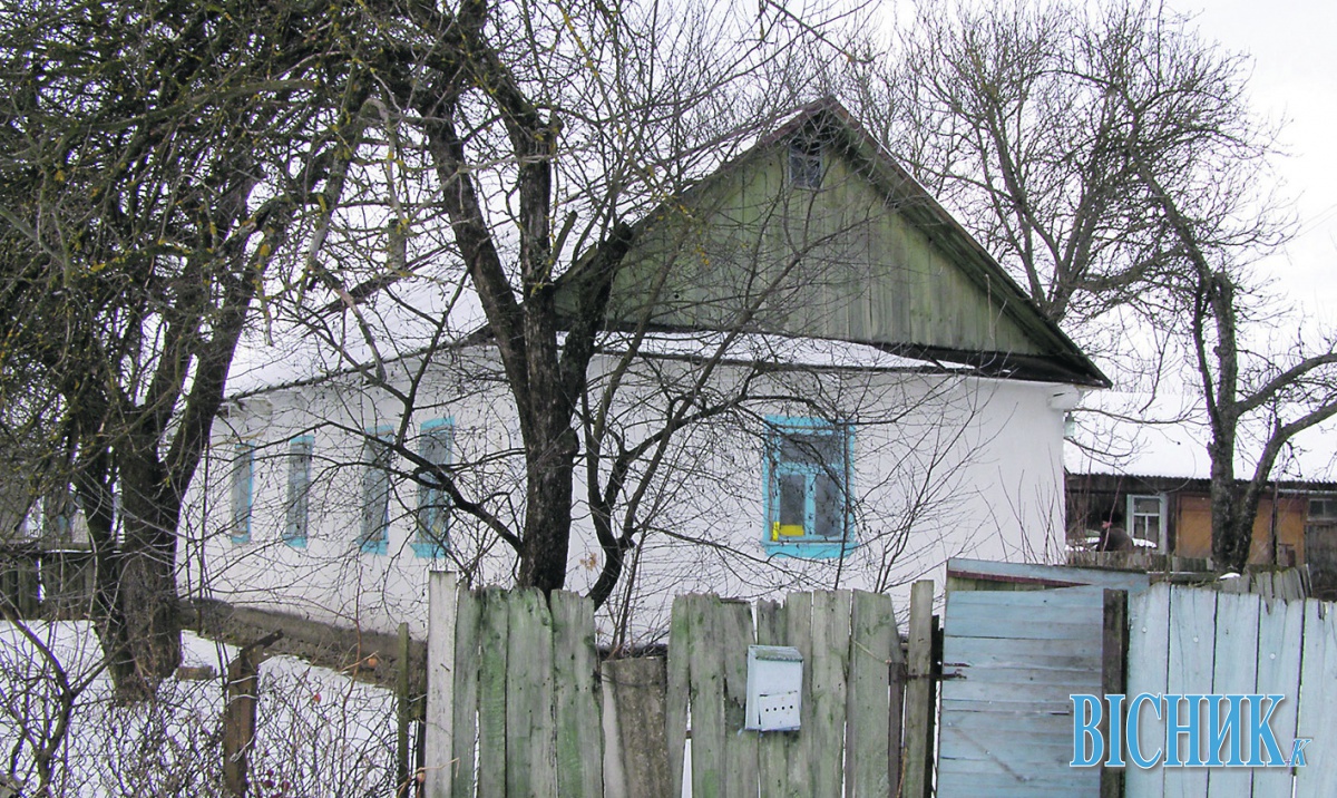 Хатина в селі Березини Радивилівського району, де народився Гриц