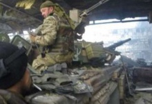 Бої за аеропорт — українські військові знищили бронегрупу ворога