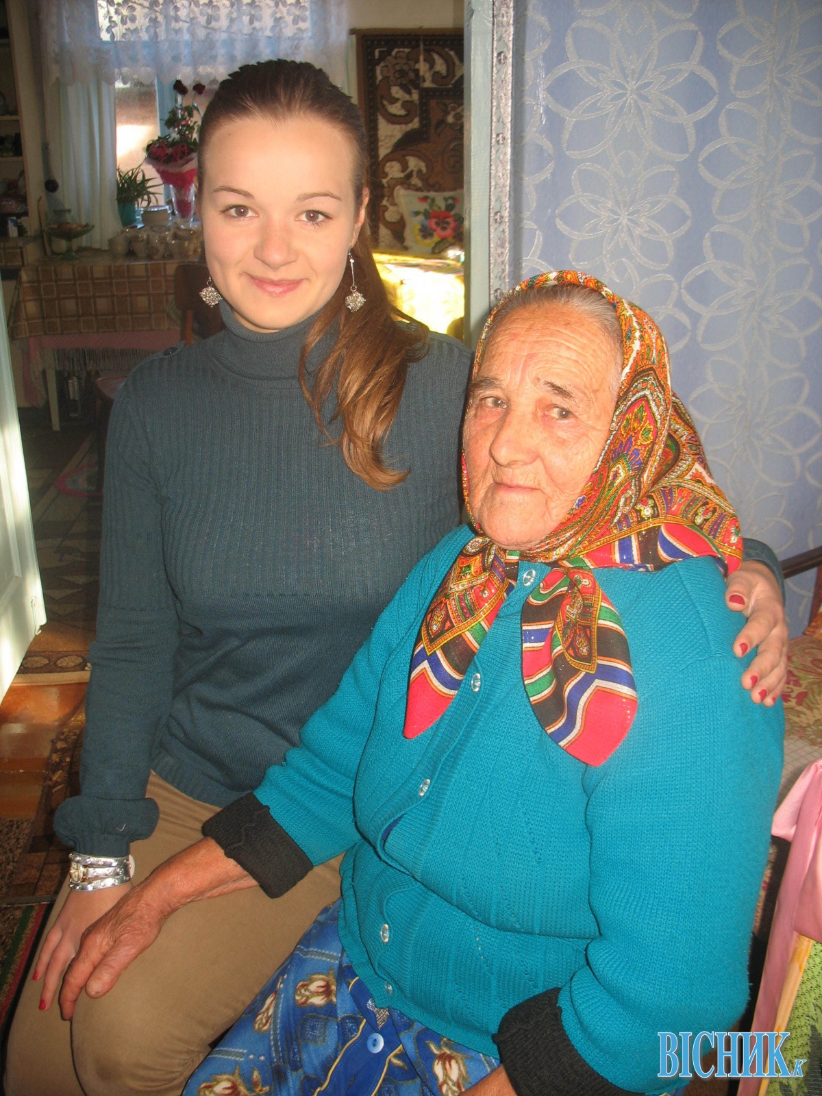 Бабуся Ніна з внучкою Іванкою 