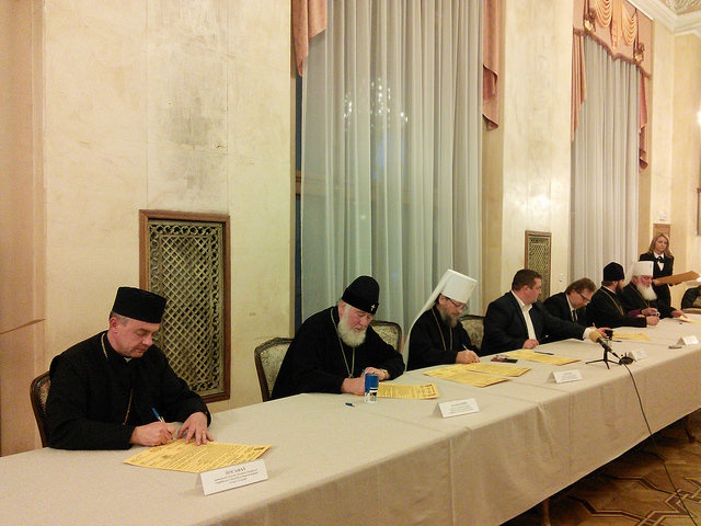 На Рівненщині представники різних конфесій підписали меморандум про Українську помісну церкву