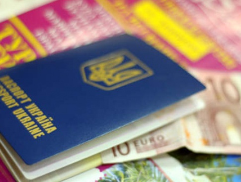 Польське консульство у Луцьку відмовляє у видачі віз через недобросовісних посередників