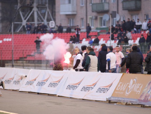 Фанати ФК «Волинь» пояснили свій вчинок під час матчу з «Металістом» і їдуть на акцію протесту у Київ