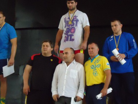 Волиняни показали клас на кубку України з боротьби