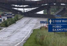Охоронці «Азовсталі» запобігли підриву ще двох мостів у Маріуполі