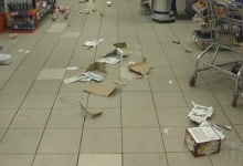 У Луцьку жінки-крадійки після викриття вчинили погром у супермаркеті