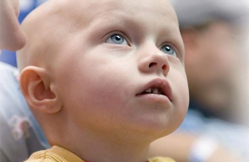 Волинян просять перерахувати одноденний заробіток для хворих на рак дітей
