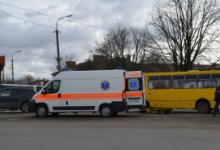 У Луцьку водію маршрутки стало погано прямо під час руху автобуса