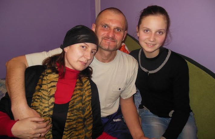 Волинський «кіборг» просить допомогти врятувати дружину від смертельної хвороби