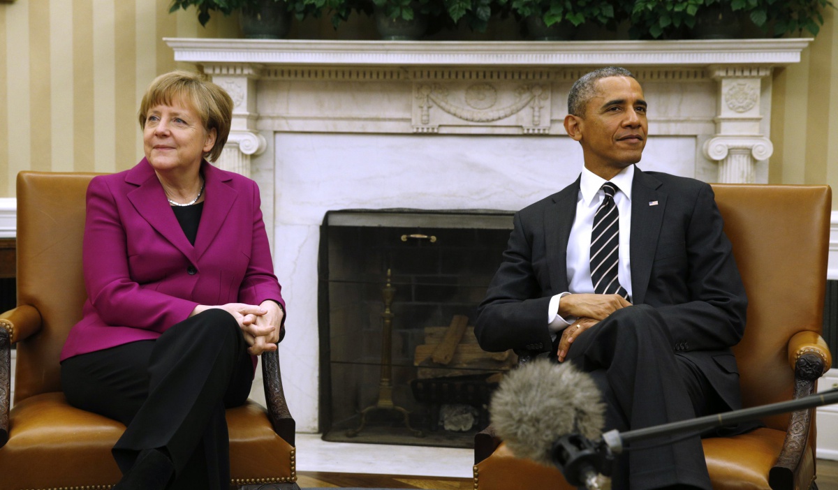 Меркель відмовила Обаму поставляти Україні зброю