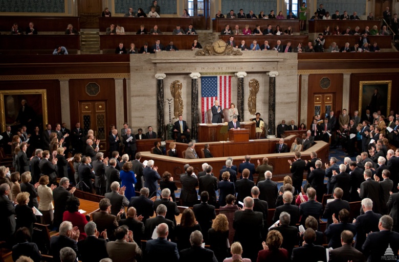 Нижня палата Конгресу США підтримала надання Україні зброї