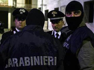 В Італії заарештували трьох українців за переправку нелегалів