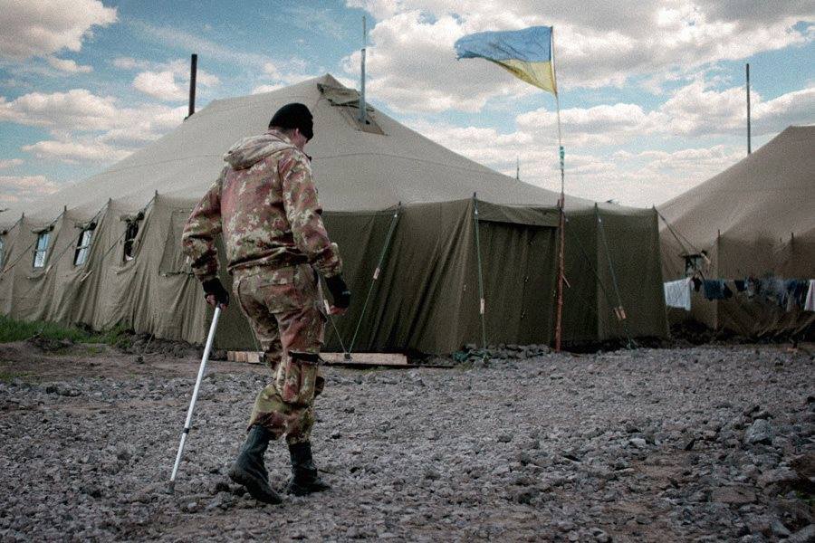 Втративши ногу в Іловайському котлі військовий-розвідник повернувся на фронт