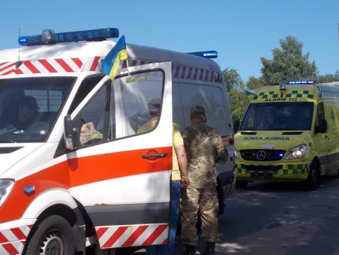 На Житомирщині благодійники з Данії передали українським десантникам чотири швидкі