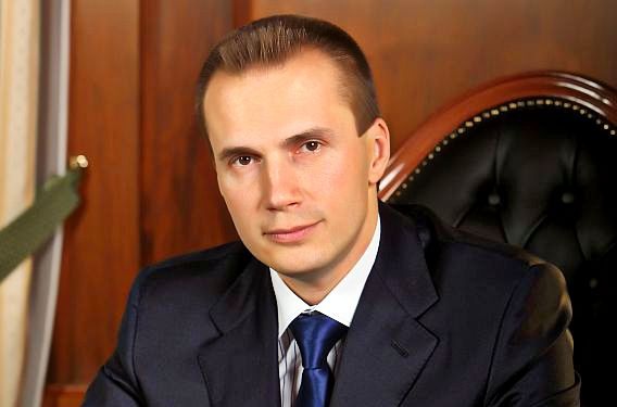 Держказначейство ледь не перерахувало сину Януковича 110 мільйонів гривень