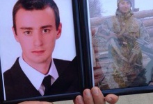 Полонений український солдат кинувся на розтяжку і потягнув за собою бойовика