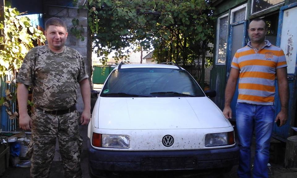 Волонтери з Полтави подарували машину 14-й ОМБР