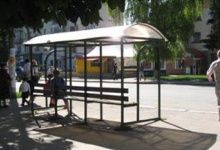 У Луцьку облаштують нові тролейбусні зупинки