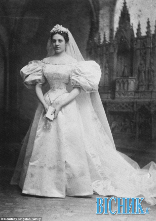 Весільну сукню носять... 120 років