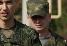 Російські старші офіцери залишають окупований Донбас