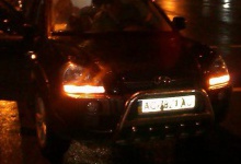 У Луцьку таксисти затримали п’яного водія, який розбив їхнє авто