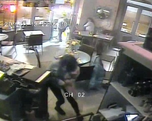 Британська преса оприлюднила відео стрілянини в паризьких кафе