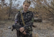 У «ДНР» активізувався набір «контрактників»: через безробіття в «армію» масово просяться навіть жінки