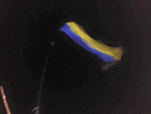 Подарунок до дня армії — вночі над Саур-Могилою замайорів Прапор України