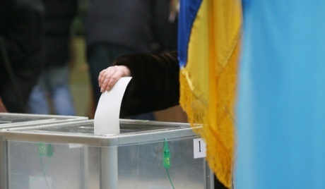 ЦВК оголосила про вибори в окрузі Єремеєва. Перші передвиборні розклади від нардепа