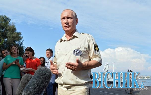 Путін став почесним громадянином Севастополя через «захист прав людини»