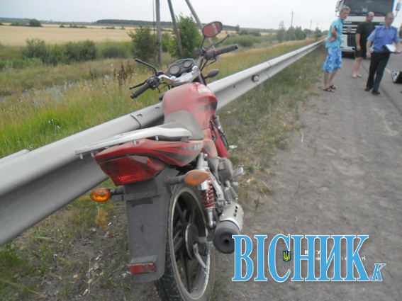 На Рівненщині 17-річний мотоцикліст внаслідок ДТП опинився у реанімації
